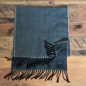 Italian wool scarf